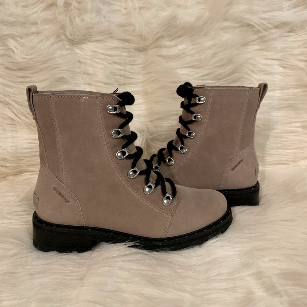 *New* SOREL Lennox Lace Bootie - Taupe